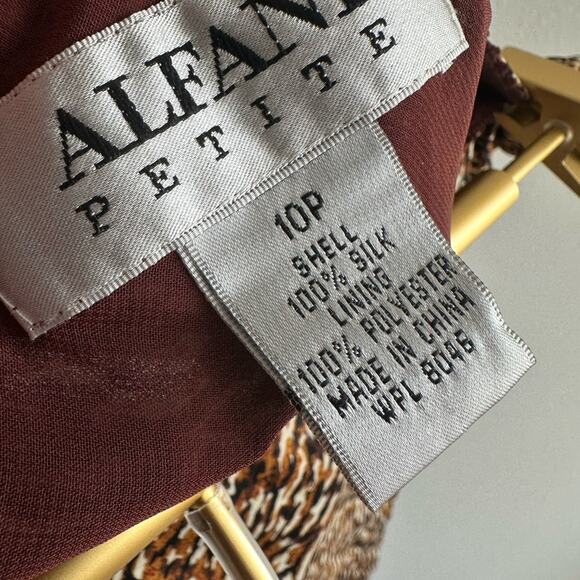 Vintage Alfani Petite 100% Silk Midi Skirt – Brown Abstract Print – Size 10P - Picture 5 of 6